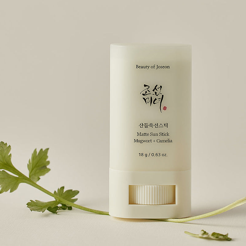 Matte Sun Stick: Mugwort + Camelia SPF50 PA++++