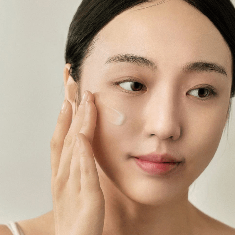 Light On Serum: Centella + Vita C