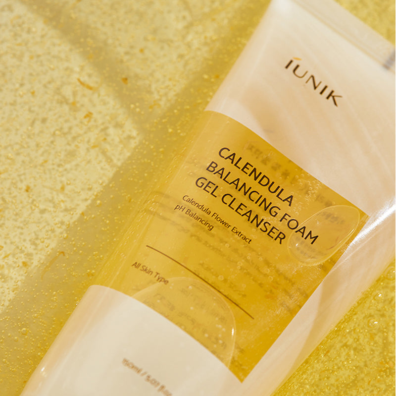 iUNIK Calendula Balancing Foam Gel Cleanser, product photo 2