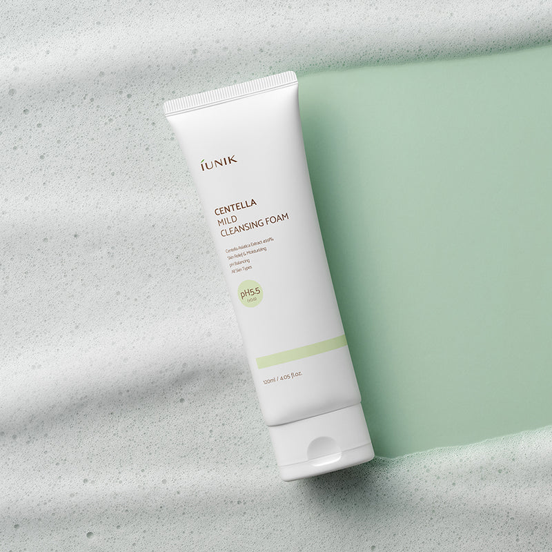iUNIK Centella Mild Cleansing Foam, product photo 5