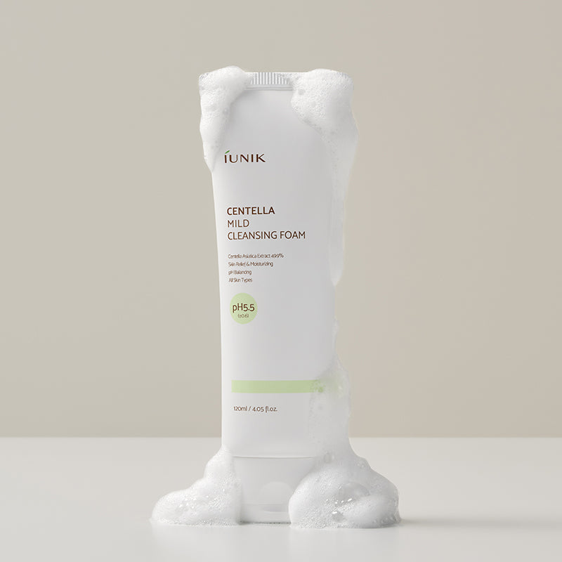 iUNIK Centella Mild Cleansing Foam, product photo 6